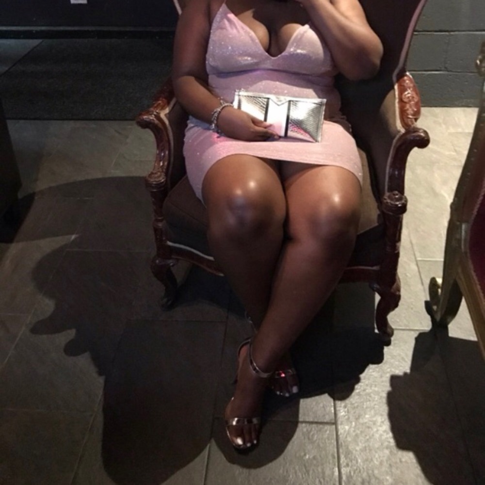 Dress - Picture 3 of 5